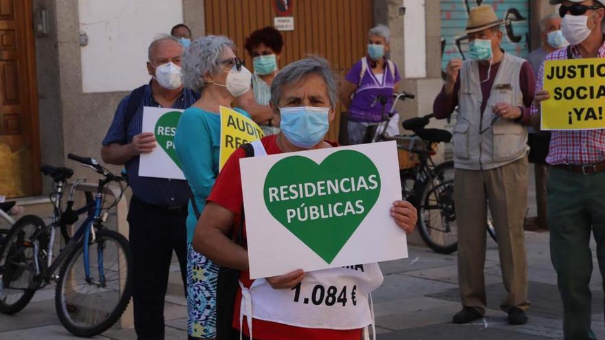 Los mayores reclaman un sistema público que garantice "una vejez digna"