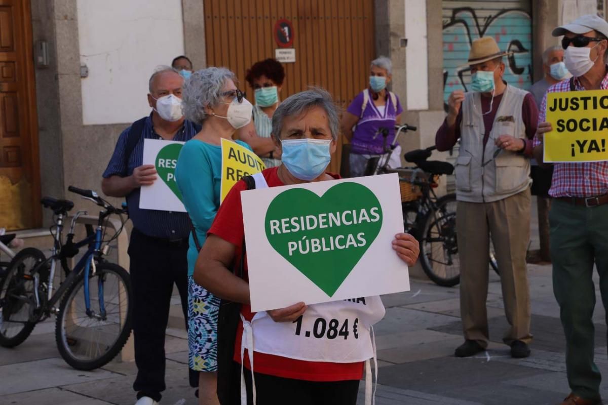 Los mayores reclaman un sistema público que garantice "una vejez digna"