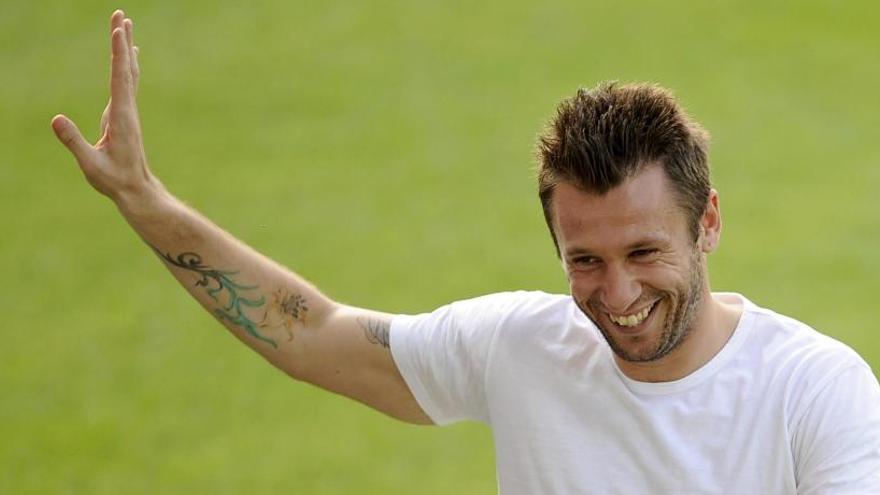 Cassano volvería a los terrenos de juego en Ibiza.