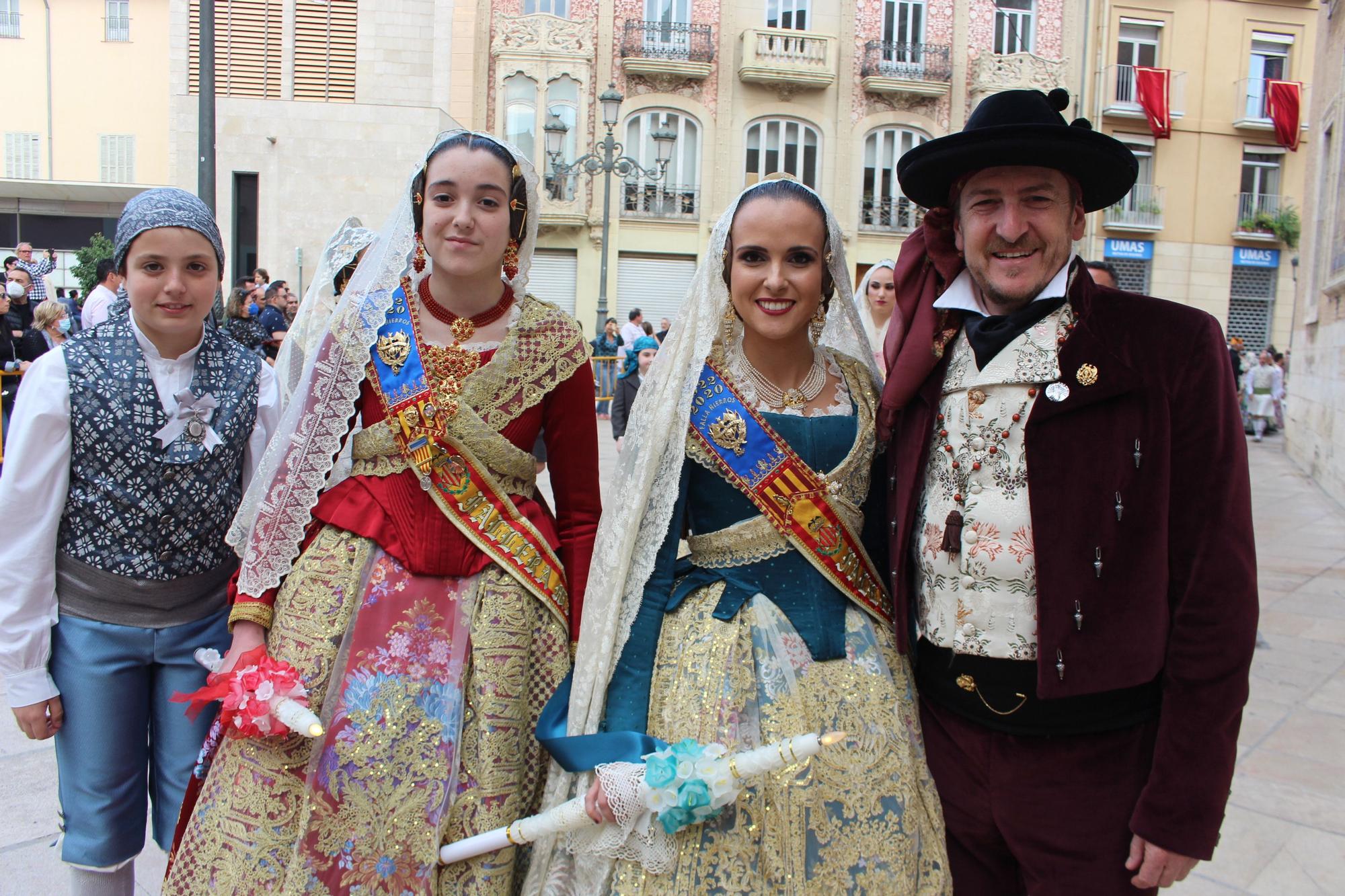 La fuerza de las Fallas en la Procesión de la Virgen (II)