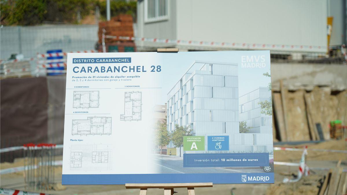 Panel publicitario de la promoción Carabanchel 28