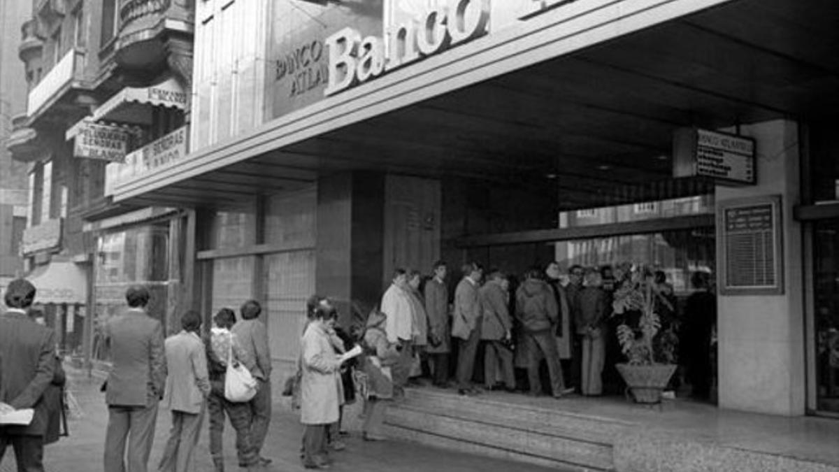 Pánico 8 Cola en el Banco Atlántico en febrero de 1983.