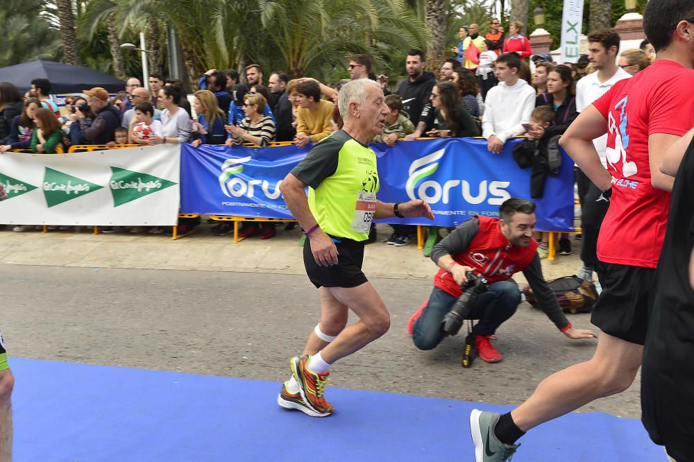 Las mejores imágenes de la Media Maratón de Elche