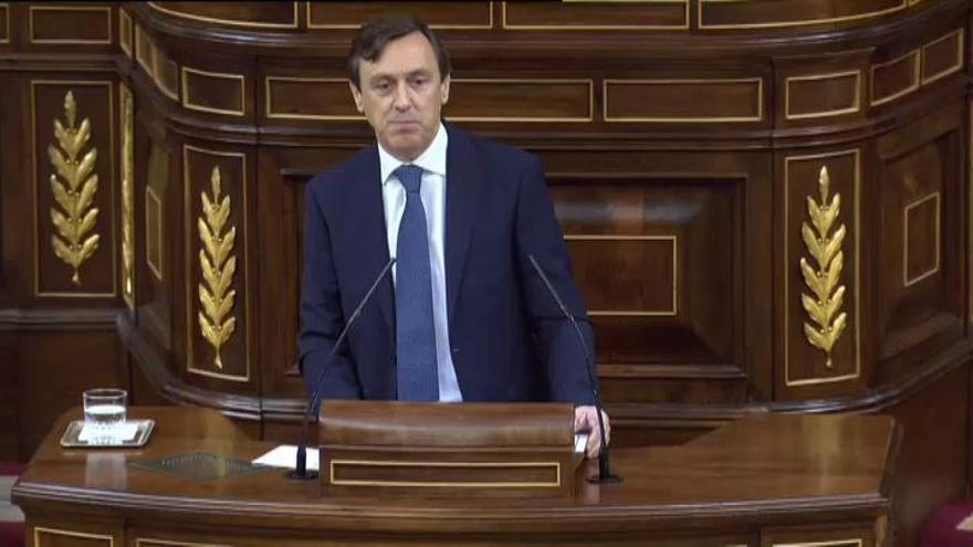 Hernando a Sánchez: "Va a entrar en la Moncloa por la puerta de atrás, que vergüenza"