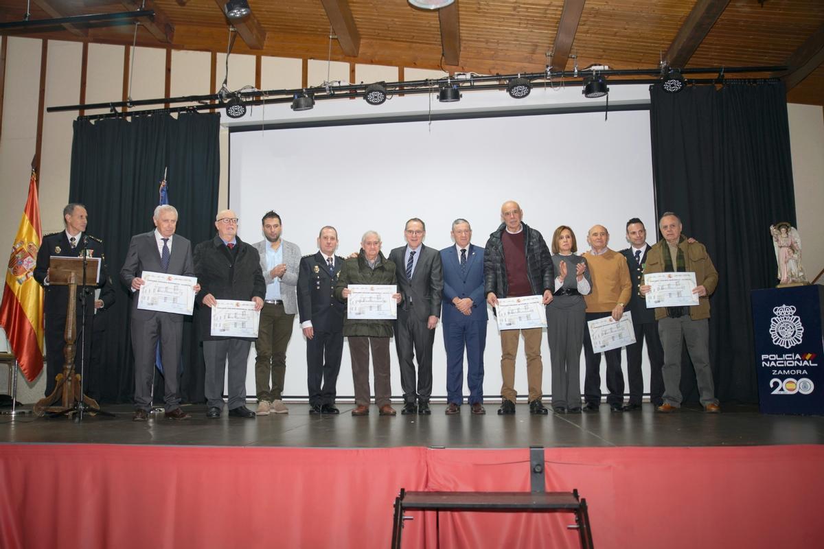 GALERÍA | Homenaje a la Policía de Fronteras en Alcañices