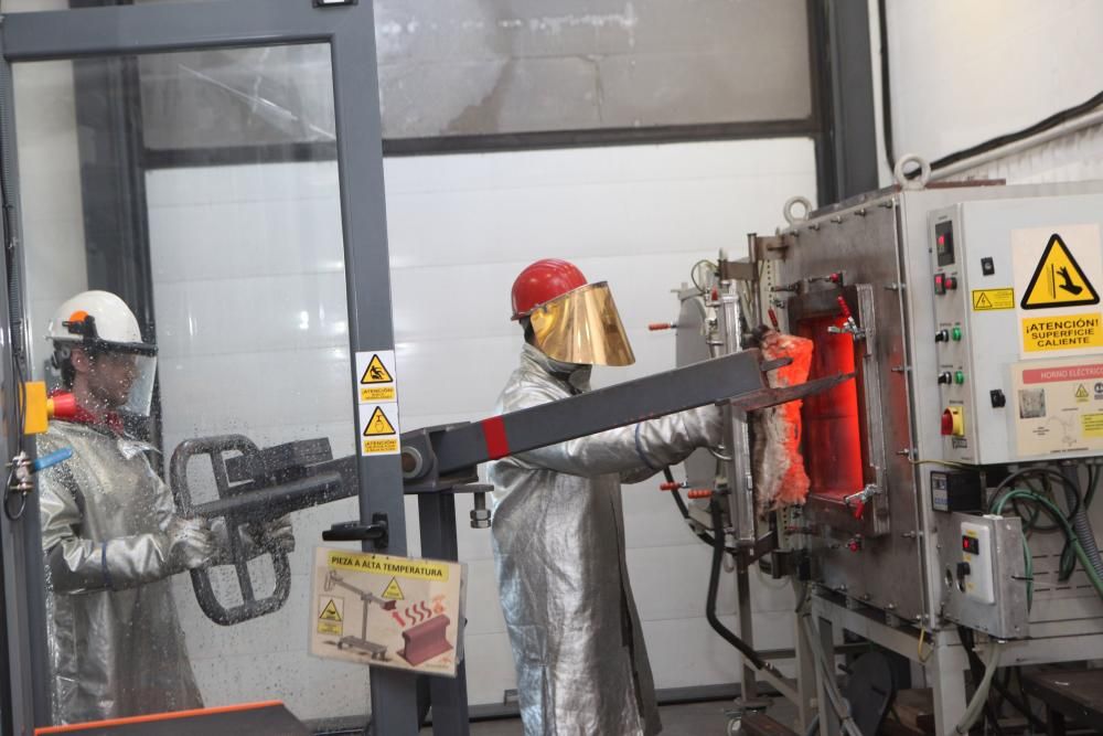 Visita al tren de carril de Arcelor en Veriña (Gijón)