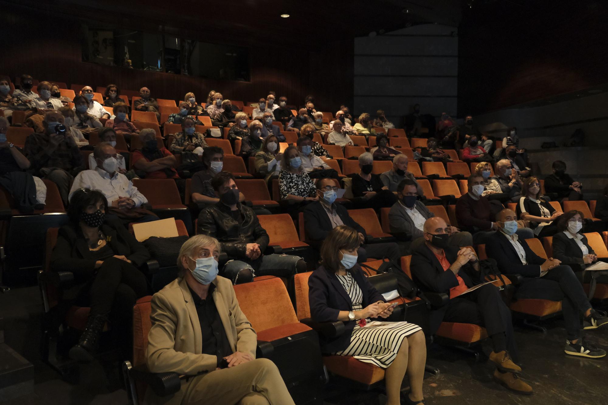 ACTE D' AGRAIMENT A L' ASSOCIACIO DE FAMILIARS DE PERSONES AMB ALZHEIMER. MANRESA-19.jpg