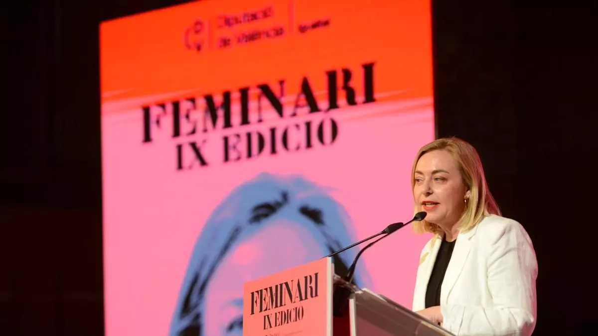 Natàlia Enguix exige una ley abolicionista en el IX Feminario: “La prostitución es un negocio cruel y repugnante que mercantiliza a las mujeres”