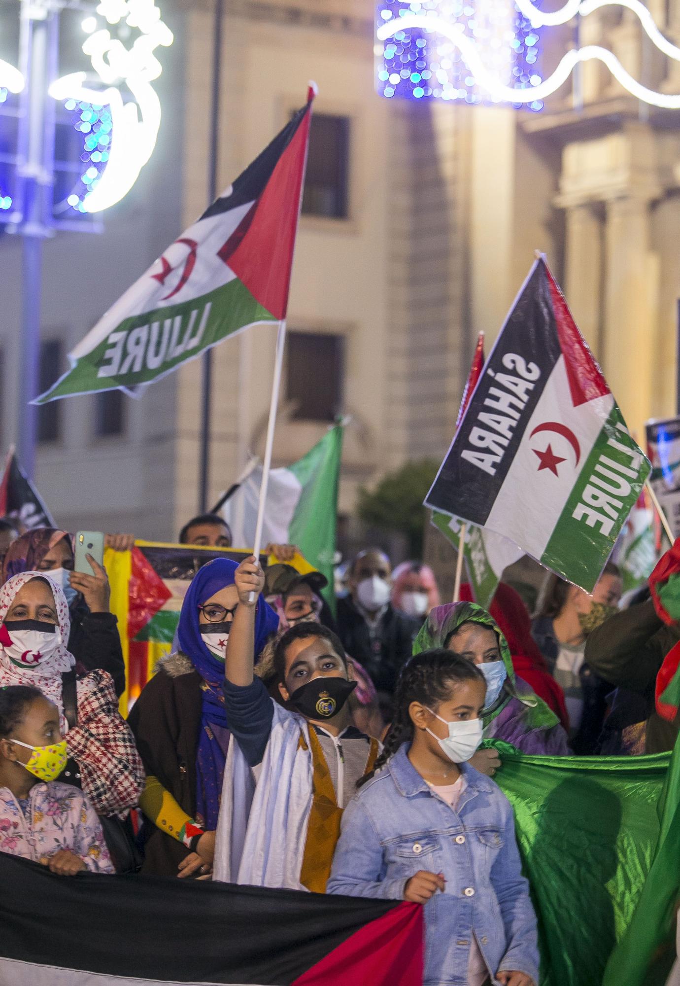 Más de 300 personas incumplen las medidas en una concentración de apoyo al pueblo saharaui