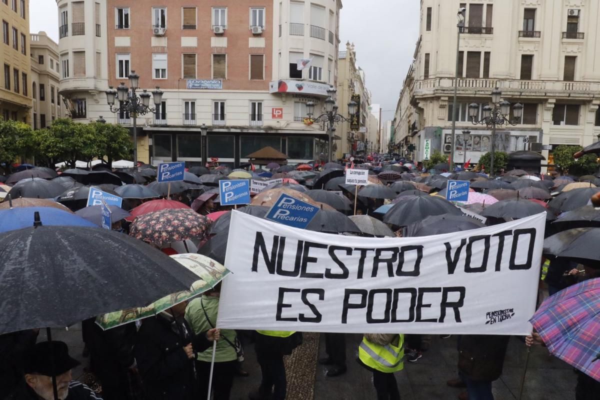 Marcha por las pensiones en Córdoba