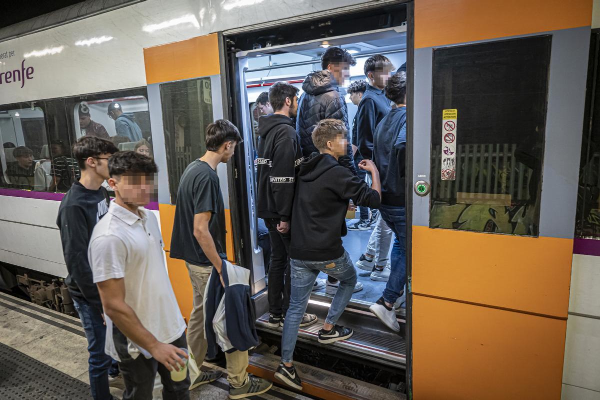 En el tren del botellón a Mataró