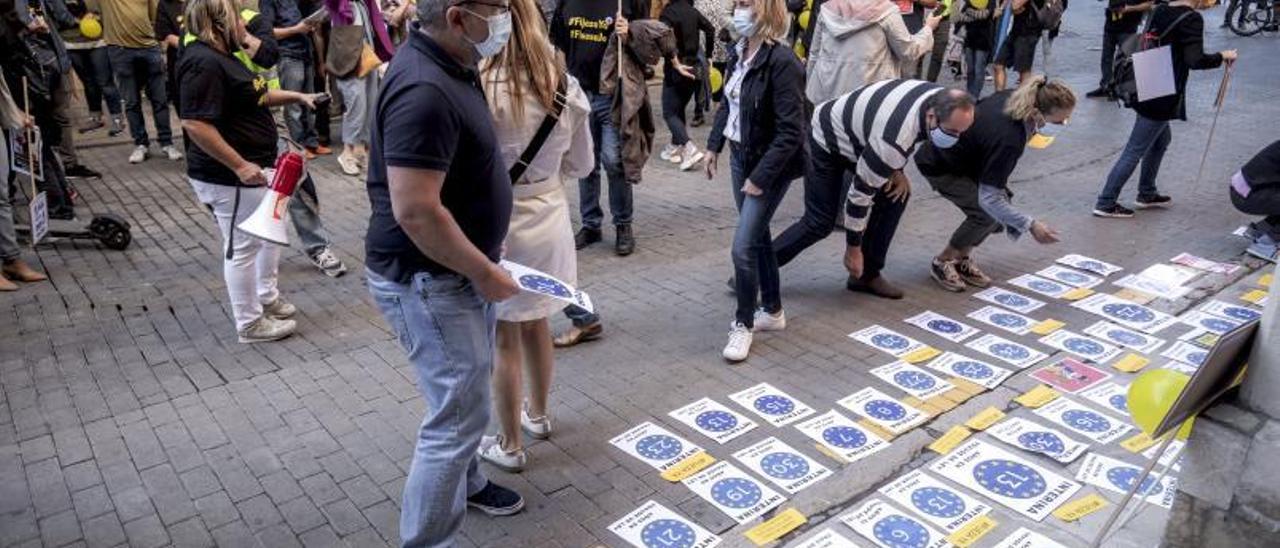 Concentración de funcionarios interinos en Palma para protestar por su situación.