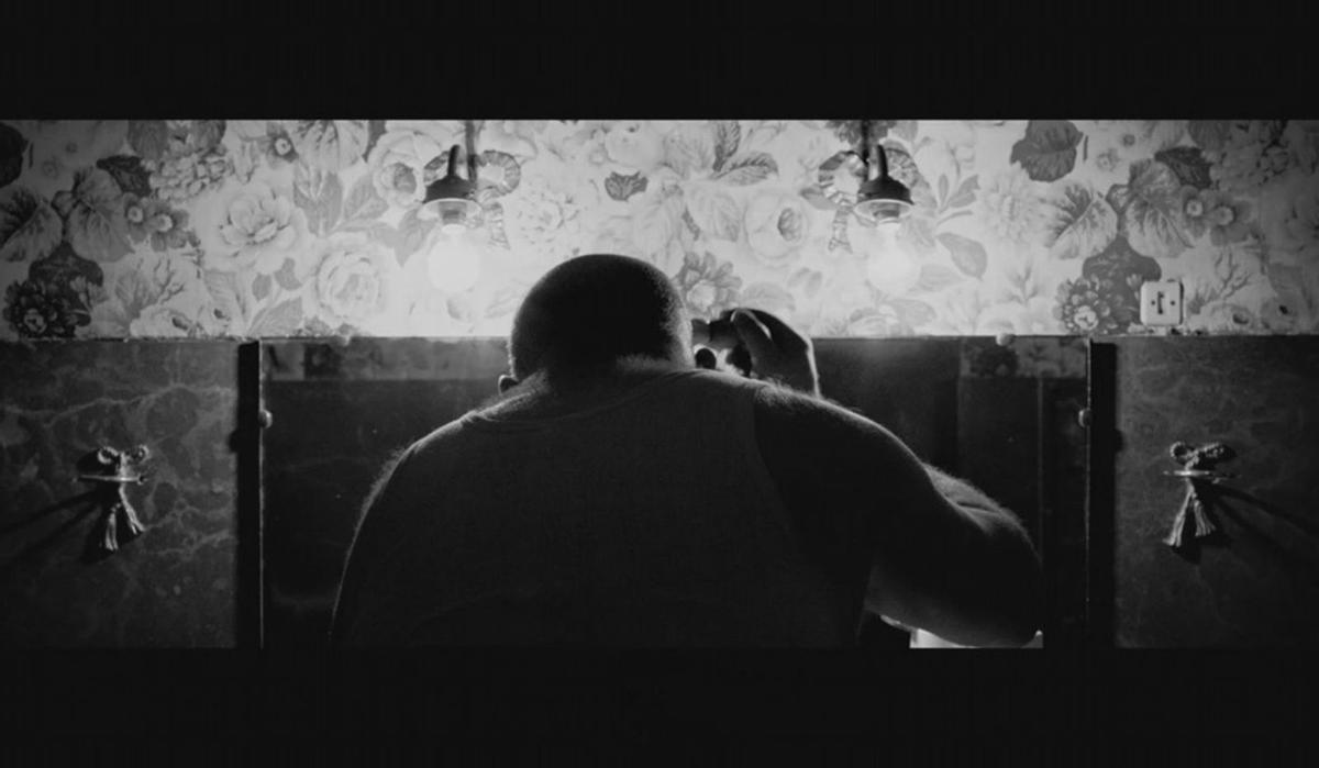 Fotograma de ‘Retap’, en la que participa Darko Peric, Helsinki en ‘La Casa de Papel’. | L.O.