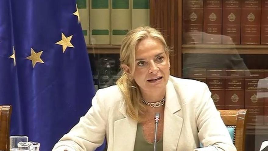 Esther Monzón informa de que casi 40.000 personas cuentan con tarjeta sanitaria AA para facilitar la accesibilidad y el acompañamiento