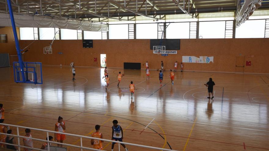 Casi medio centenar de canteranos del básquet se forman en Can Guerxo