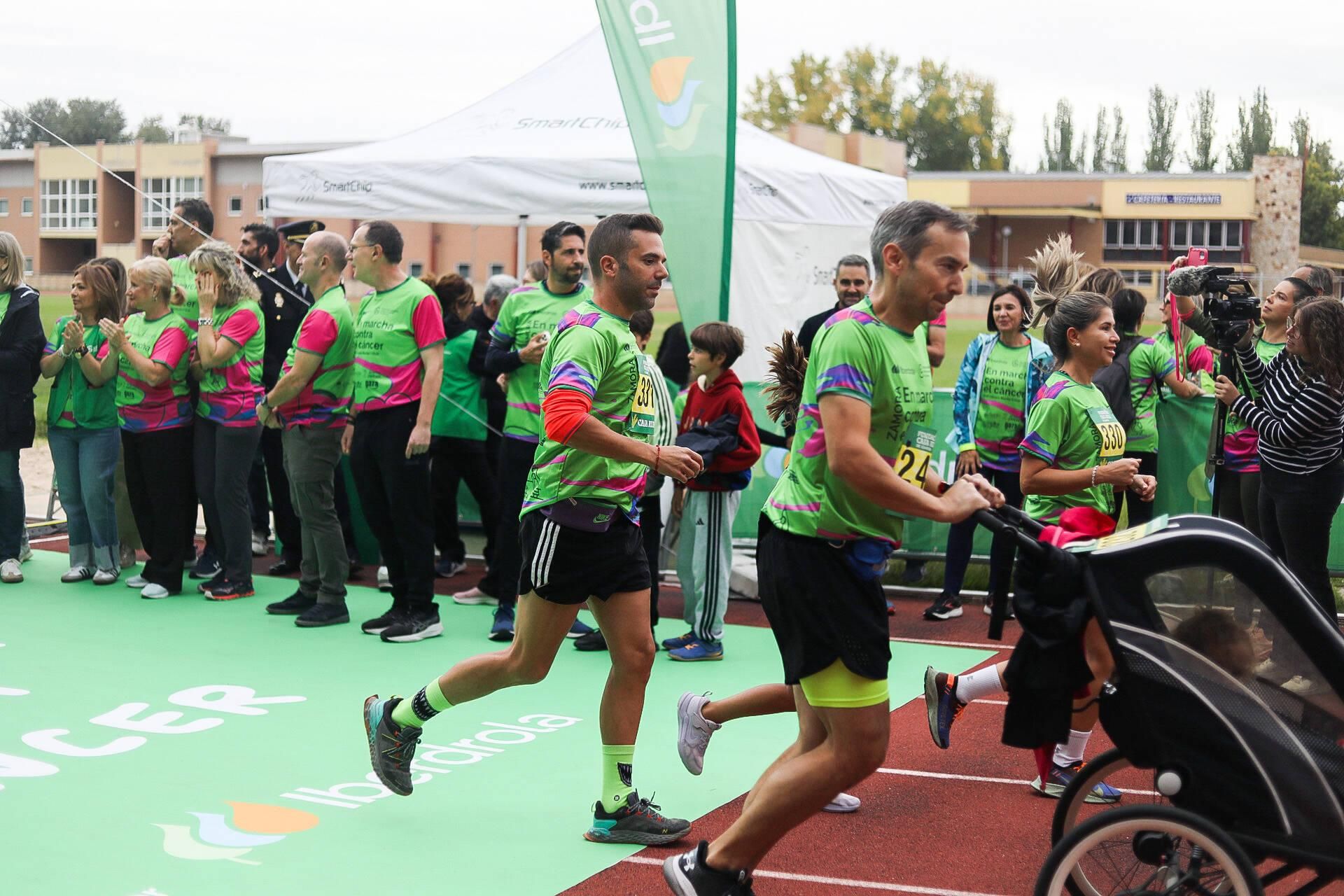 GALERÍA | Búscate en la carrera "Mucho x Vivir" contra el cáncer en Zamora
