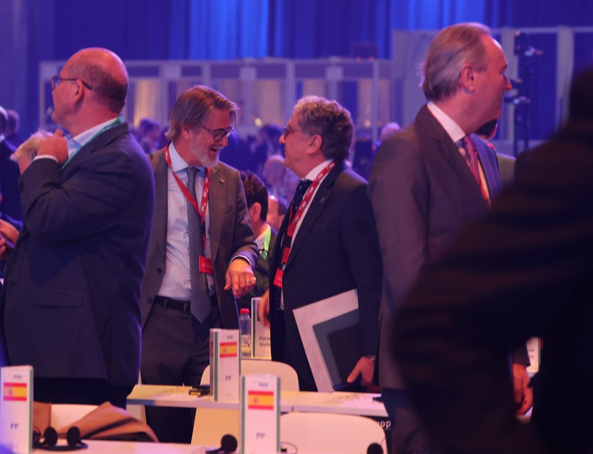 La primera jornada del congreso del PPE en València, en imágenes