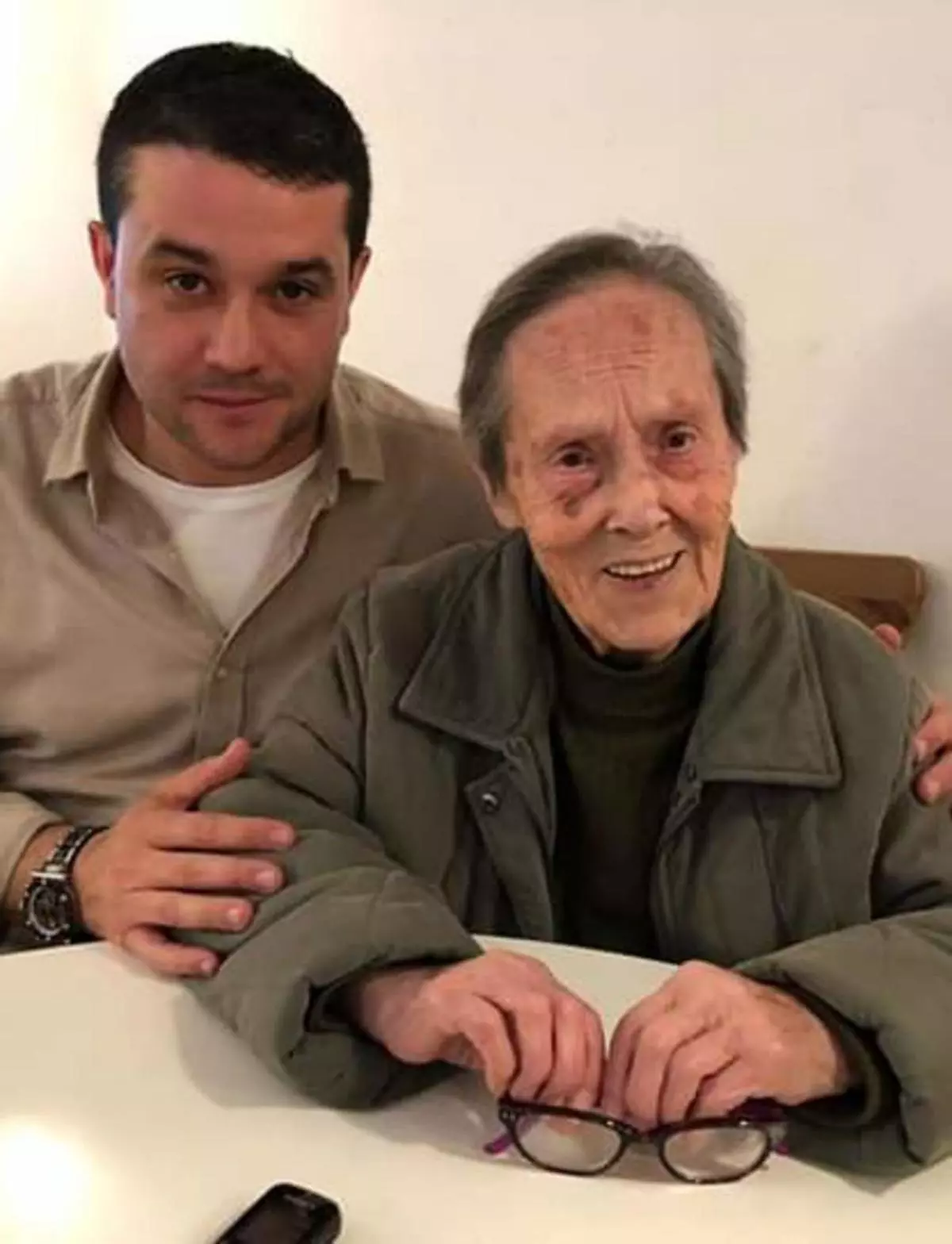 Donde hoy está el hotel de la Reconquista, antes había "un lugar de penas": toda la historia del Hospicio Real de Asturias (con sus luces y sombras)