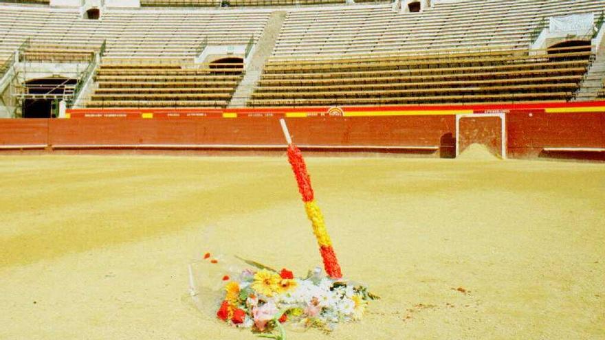 25 años sin Curro Valencia, el último torero que perdió la vida por una cornada en la plaza de toros de València