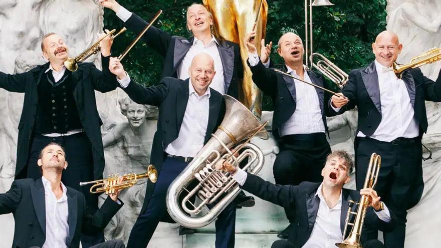 Mnozil Brass llega a Maspalomas con el espectáculo que celebra sus 30 años sobre los escenarios