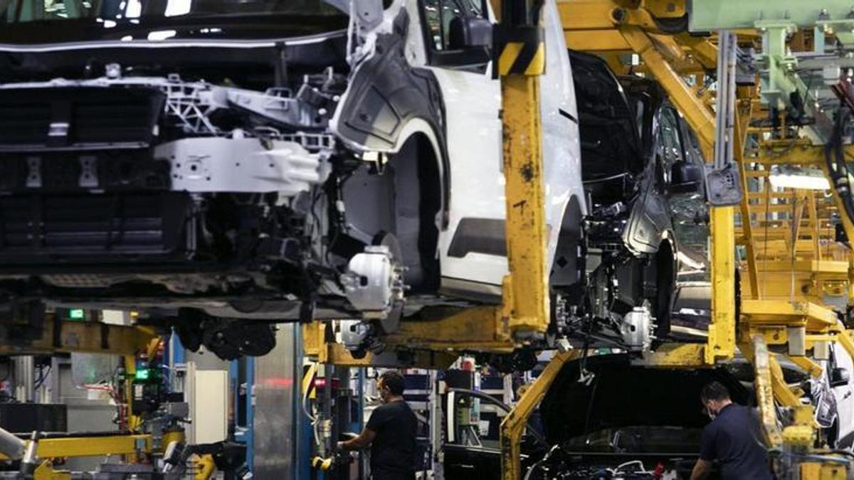 Fabricación de coches en Ford Almussafes.