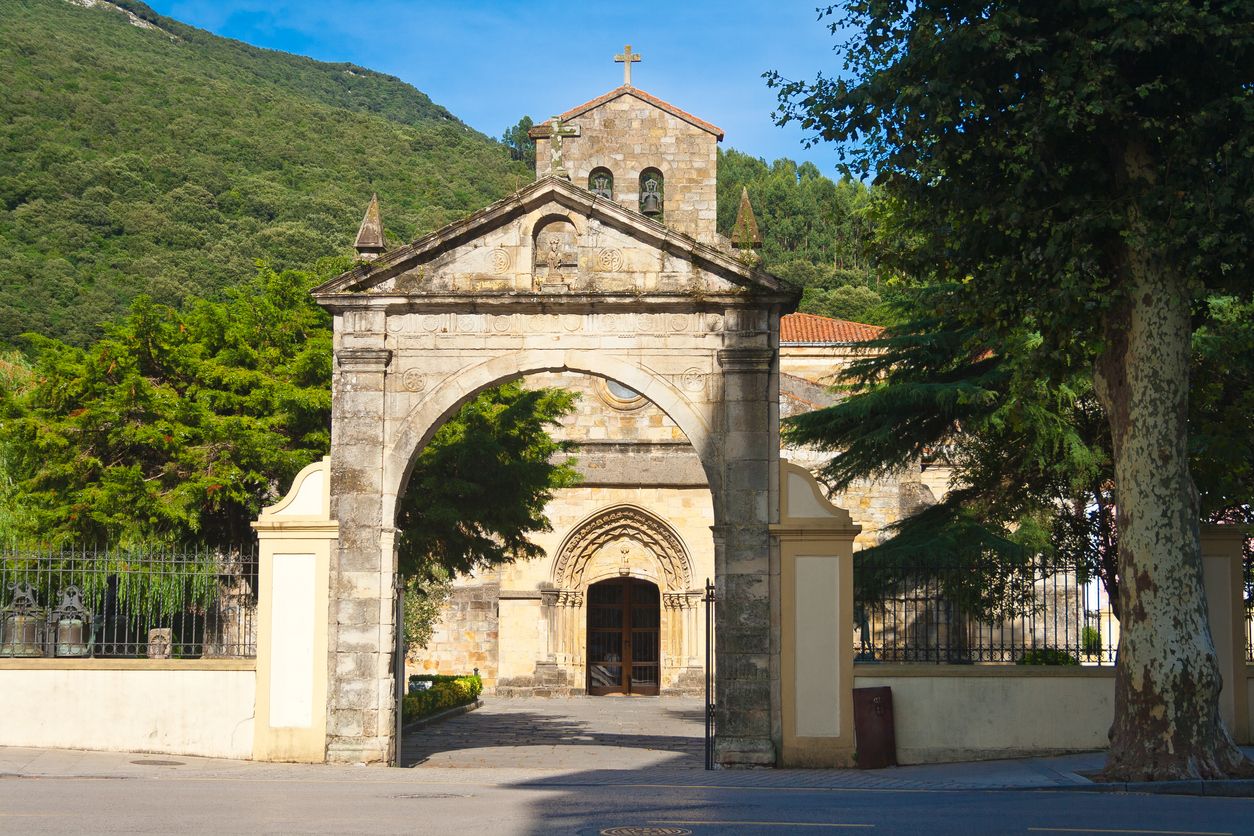 Iglesia de Santa María del Puerto, Santoña