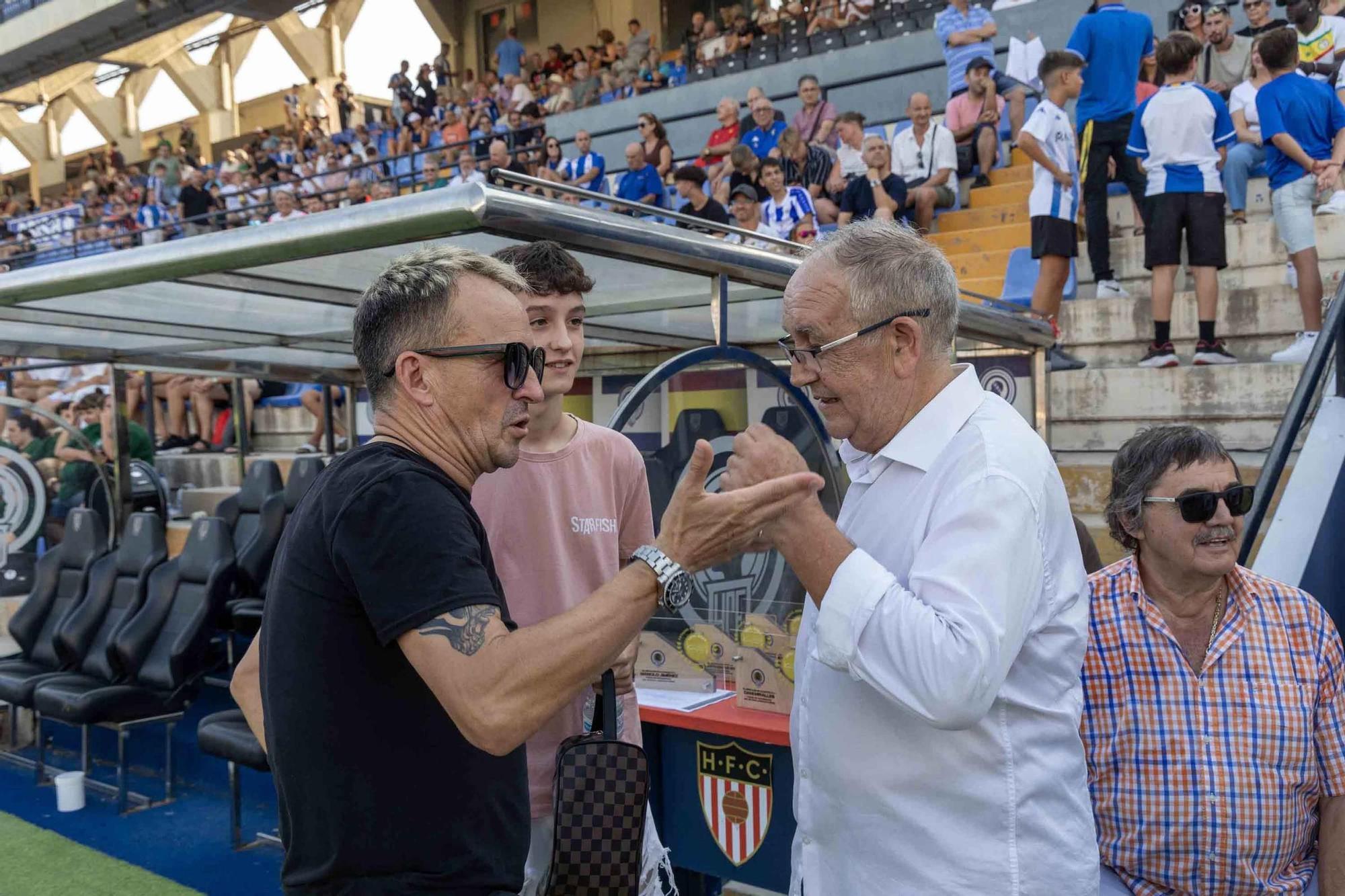 El Hércules celebra el 50 aniversario del Rico Pérez ganando el Trofeo Ciudad de Alicante ante el Alavés