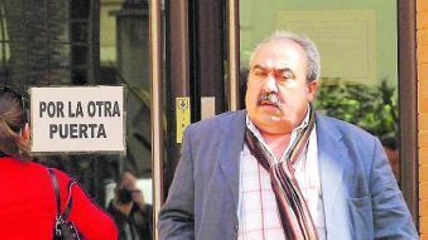 José Joaquín Moya, en los juzgados de Orihuela. | INFORMACIÓN