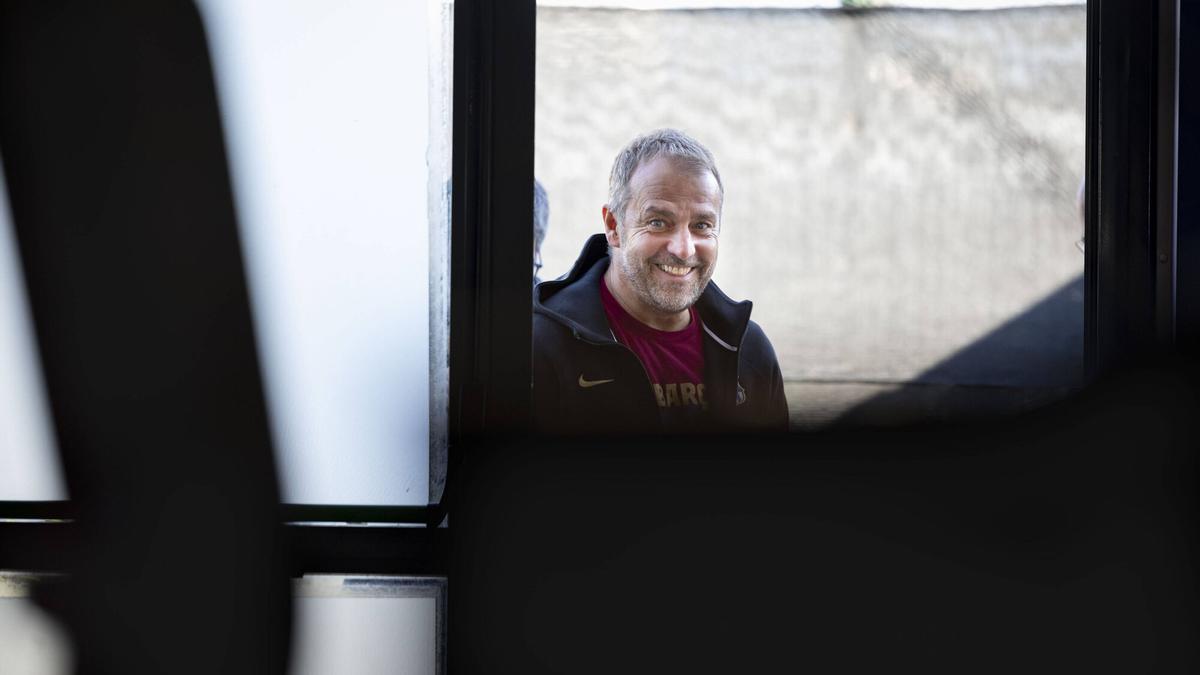 Deco, sobre la renovación de Flick: "Ni para él, ni para nosotros, es el momento de hablar de esto"