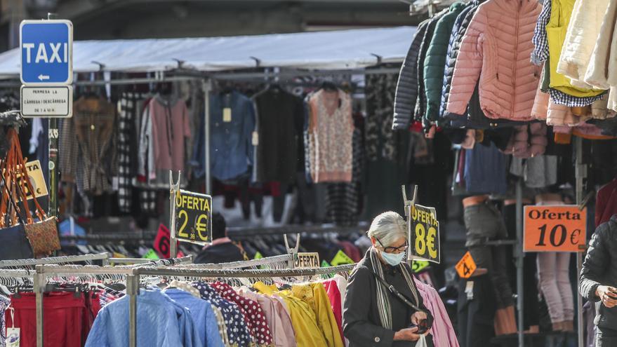 Los mercadillos consiguen salvar varias fechas, incluyendo en el centro y Jerusalén