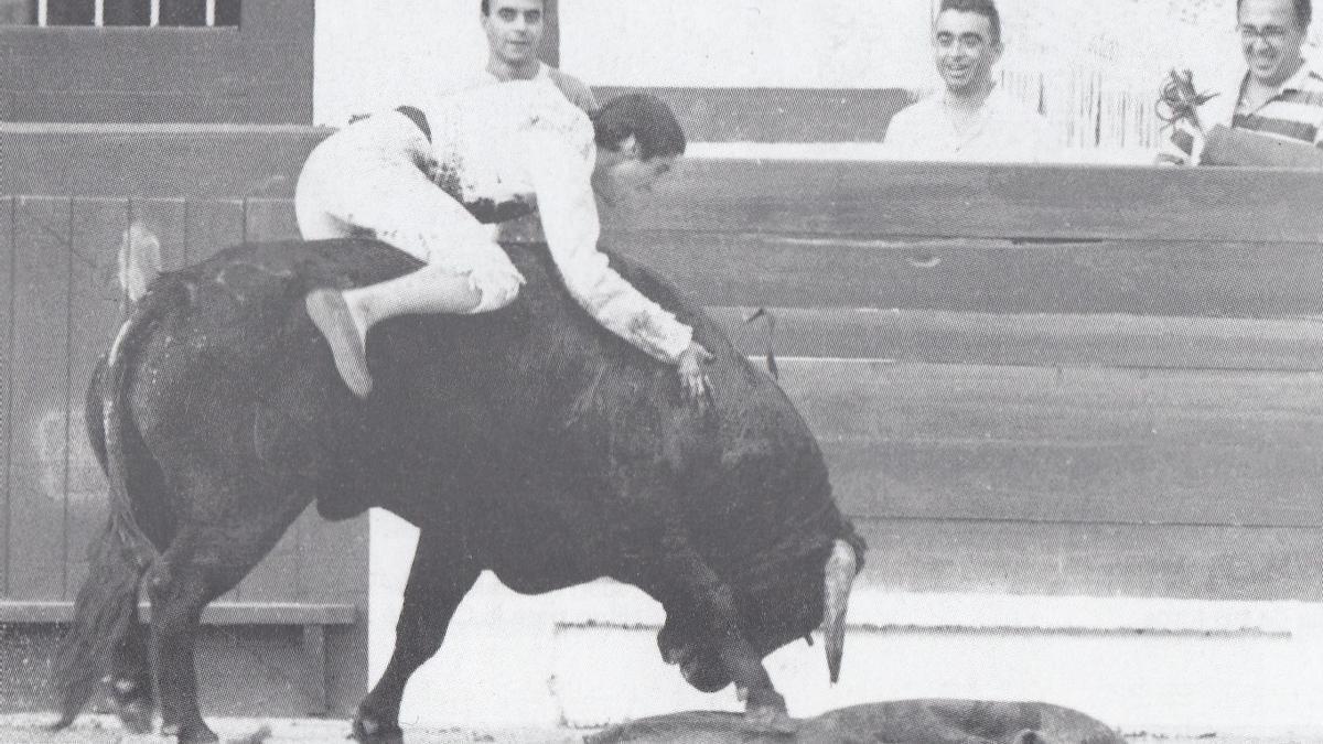 La increíble locura que Jesulín contó a Bertín Osborne en Telecinco: el día que se subió a un toro en Gijón