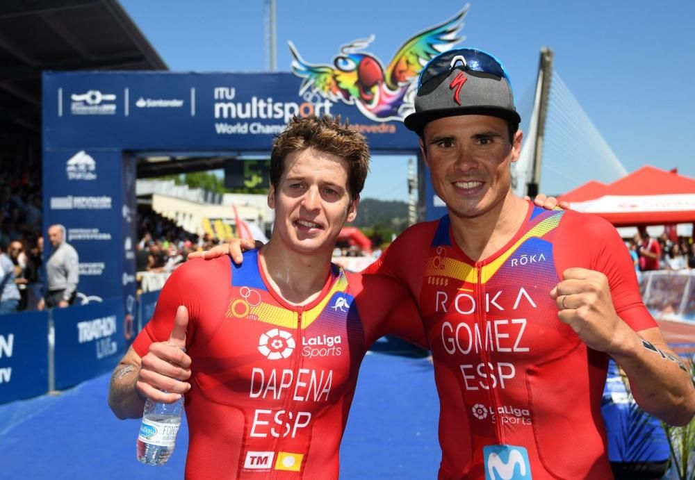 El Mundial de Triatlón en Pontevedra, la fiesta del deporte. // G. Santos