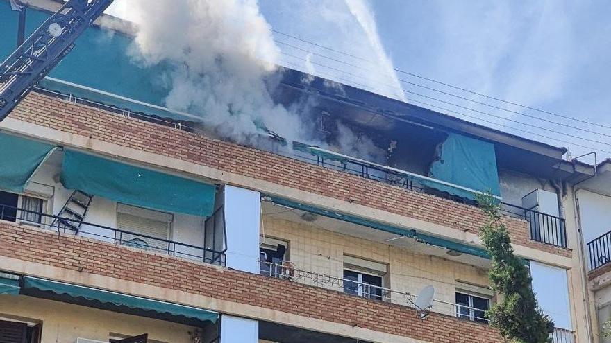 La Policia Nacional detiene al hombre que ha provocado un incendio en la vivienda que debía abandonar