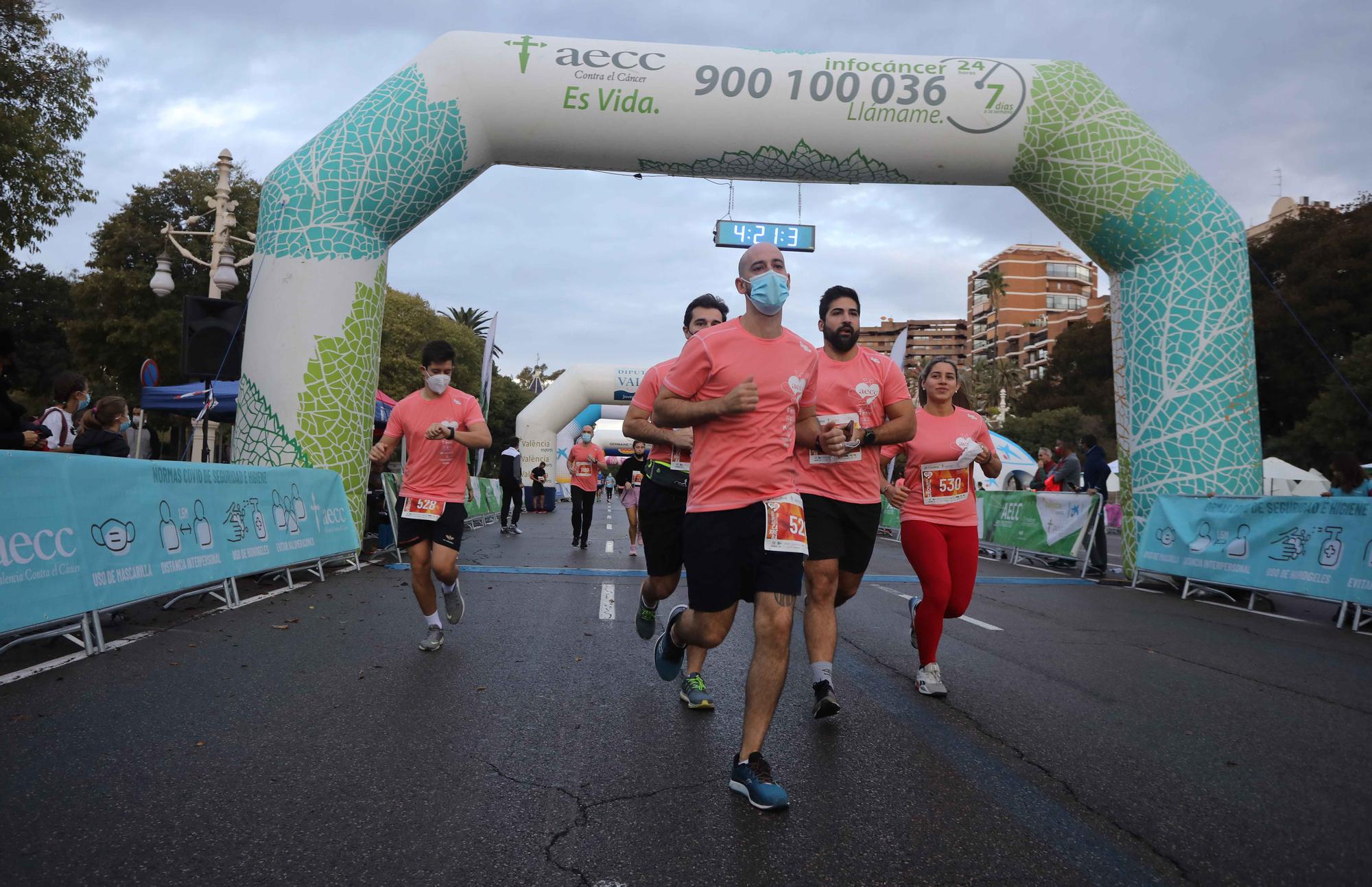 Búscate en la carrera contra el cáncer de València