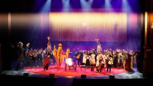Gala Catalunya aixeca el teló