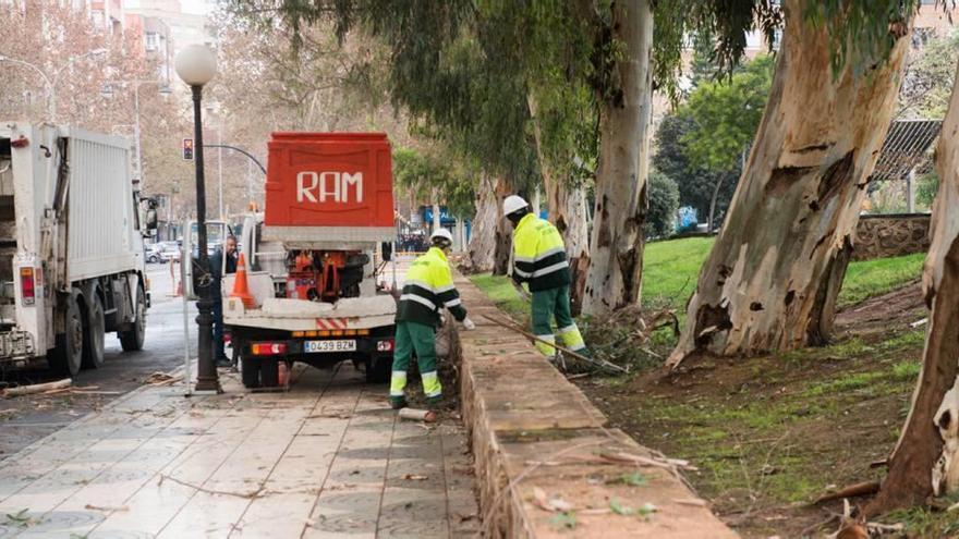 Plan de choque para limpiar 32 barrios y pueblos sin coste para el Ayuntamiento