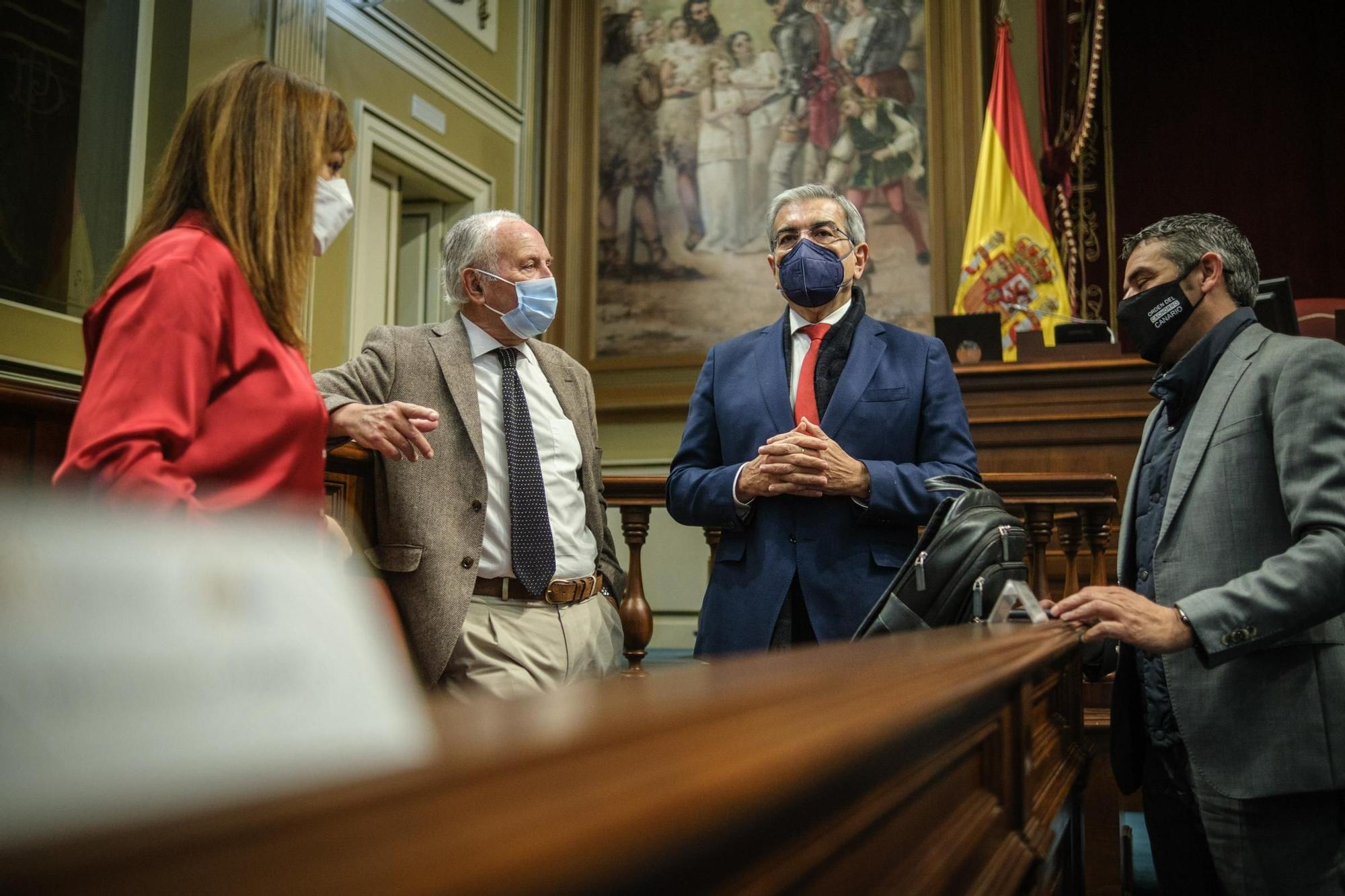 Pleno extraordinario del Parlamento de Canarias (20/01/2022)