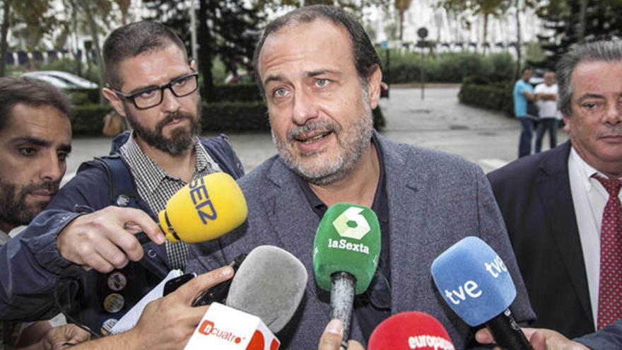 Vicente Burgos: &quot;Benavent era un zombi en la Jaume II el Just que colocó González Pons&quot;