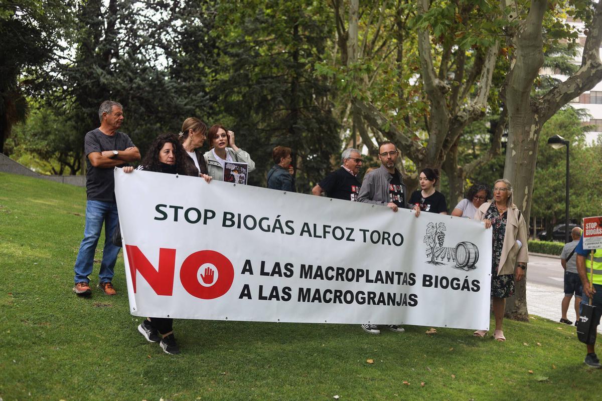 Jambrina mantiene su negativa al biogás: "Que la Junta vea y oiga nuestro rechazo"