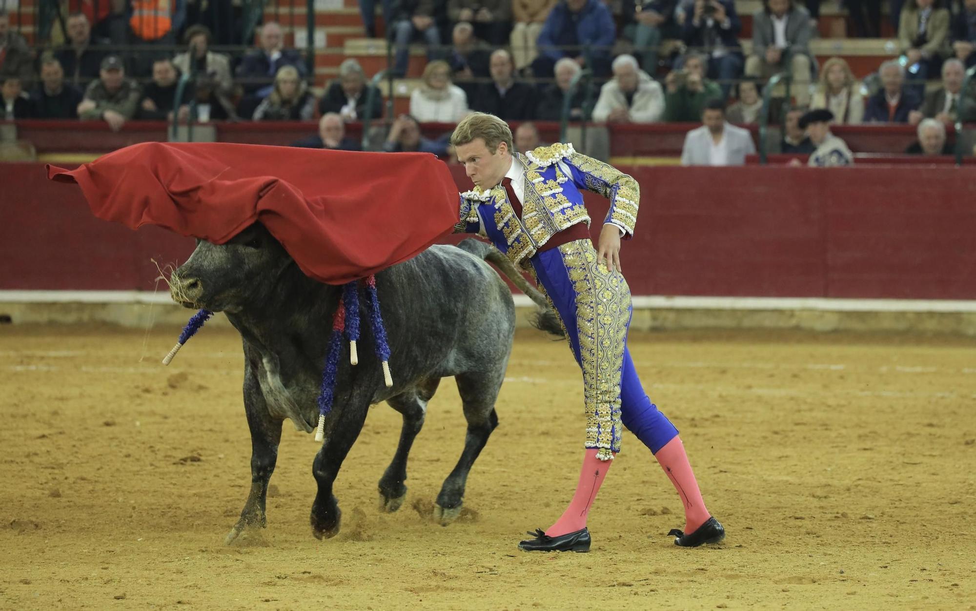 En imágenes | El Cid, Borja Jiménez y Clemente en la Feria taurina de San Jorge de Zaragoza