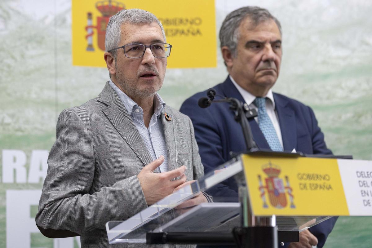 El secretario de Estado de Medio Ambiente, Hugo Morán, este martes en Murcia, tras la Comisión Interadministrativa del Mar Menor.