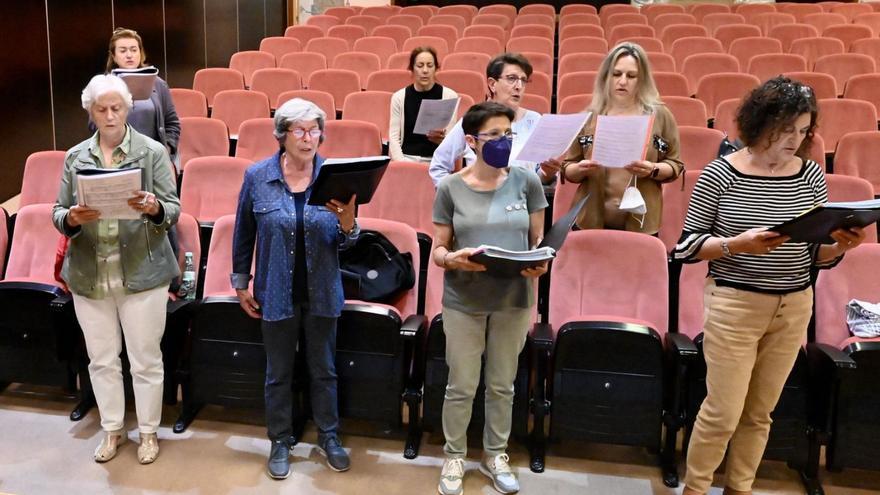 Ensayo del coro el pasado curso académico en la Facultade de Ciencias Forestais.  | // RAFA VÄZQUEZ