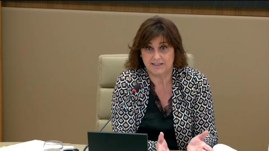 Estarellas asegura que &quot;bajo ningún concepto&quot; se eximirá del requisito de catalán en las plazas de atención al público