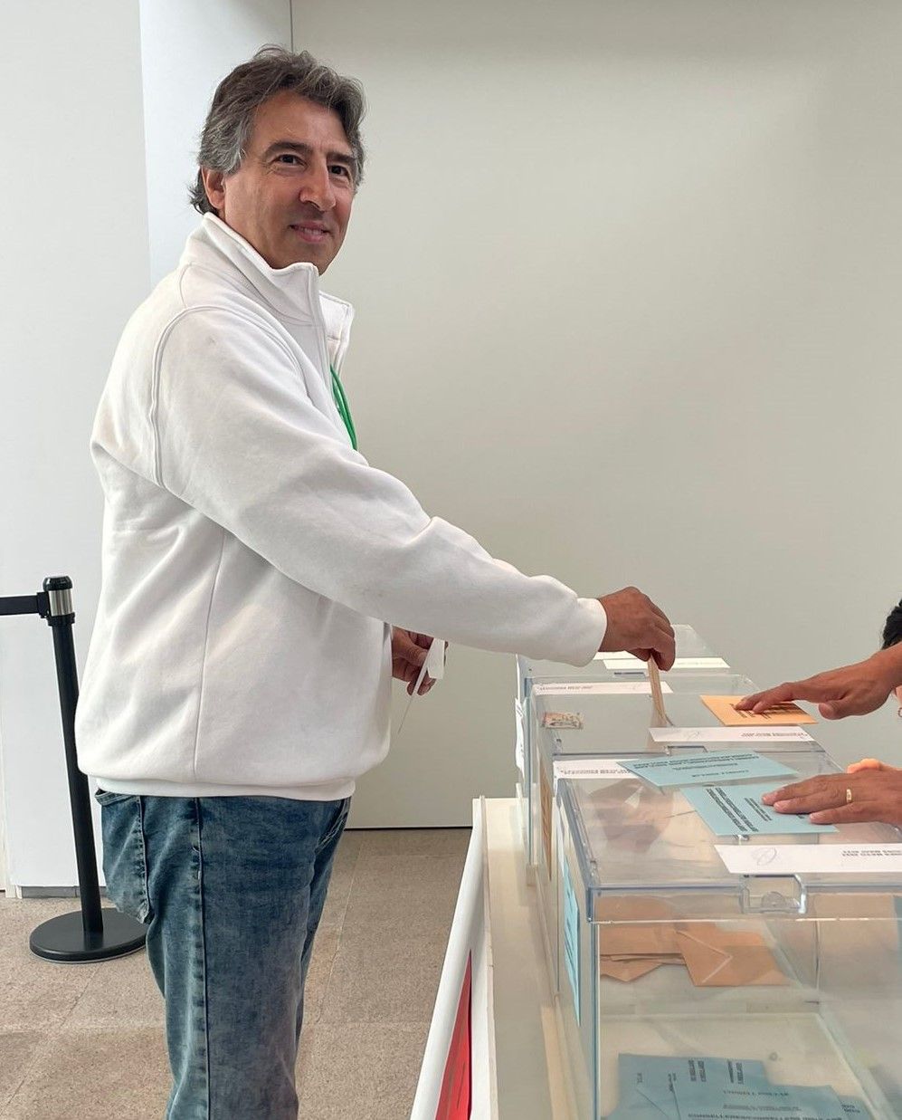 Todas las imágenes del voto de los políticos en Ibiza y Formentera