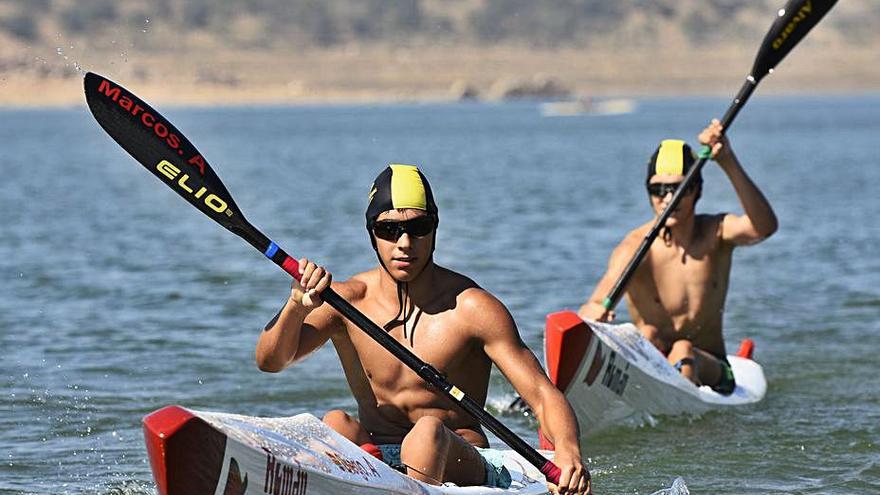 Marcos Antón y Alvaro Gómez, en ski. / DCR