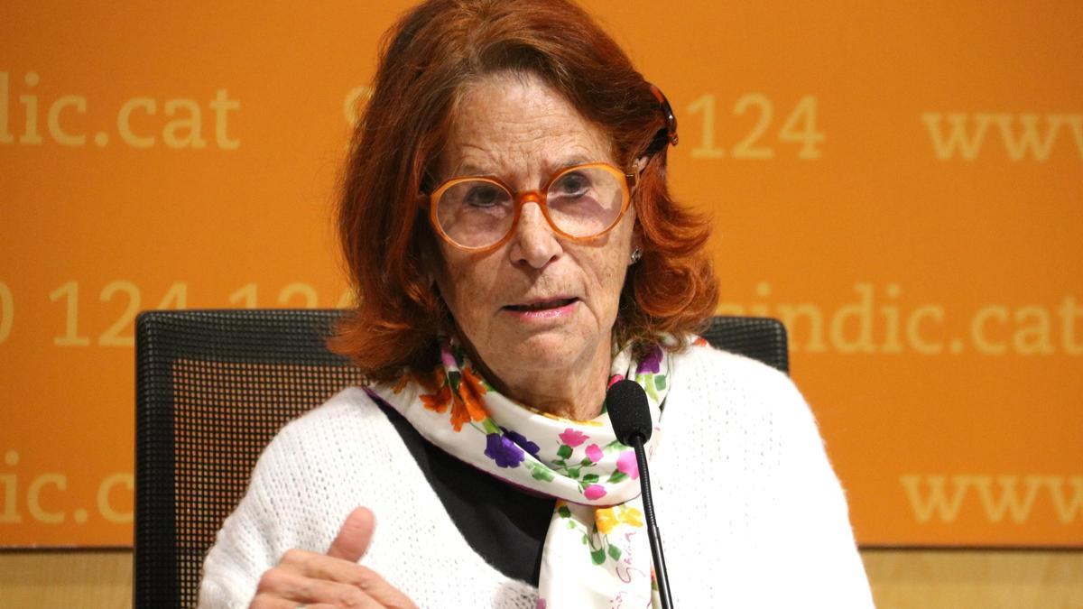 La síndica de greuges, Esther Giménez-Salinas