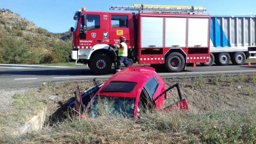 Una fallecida y un herido grave en un accidente en Puente de Montañana