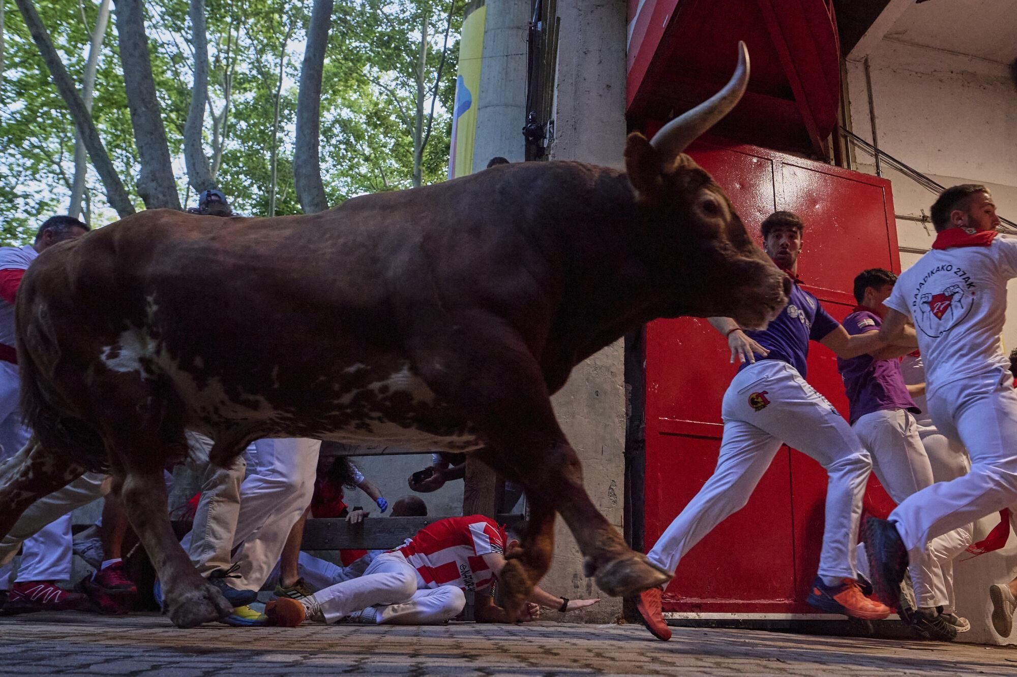 El quinto encierro de los Sanfermines 2025, en imágenes.