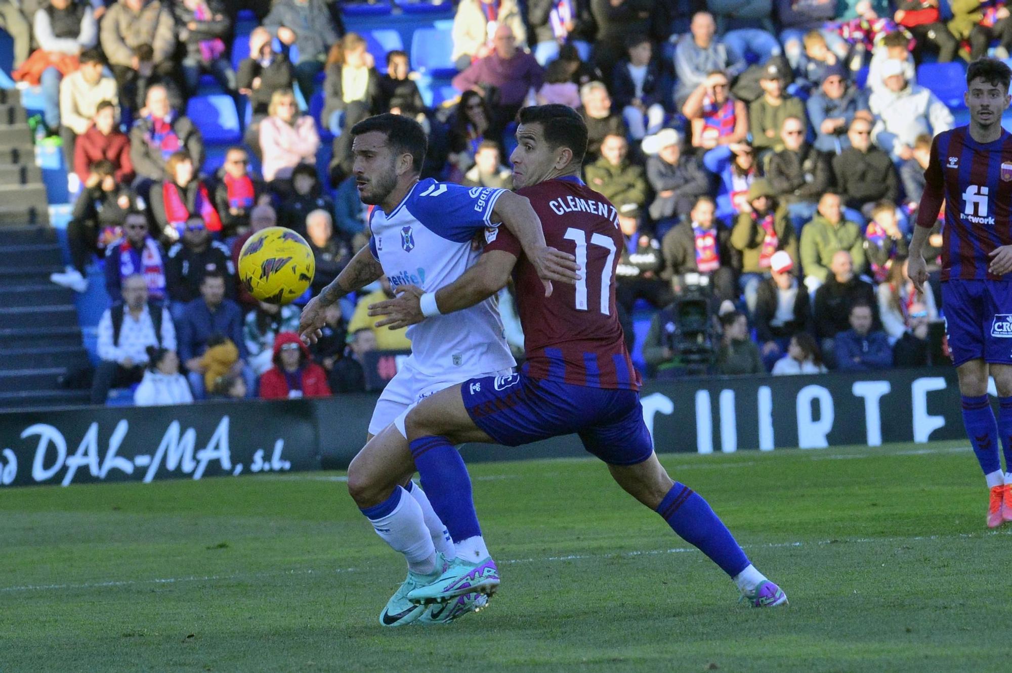 Descalabro en Elda frente al Tenerife (0-3)