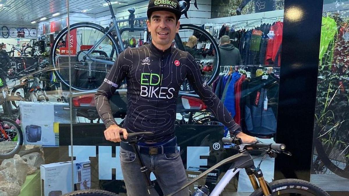 Guillem Muñoz, amb la seva nova indumentària | EDIBIKES FIGUERES